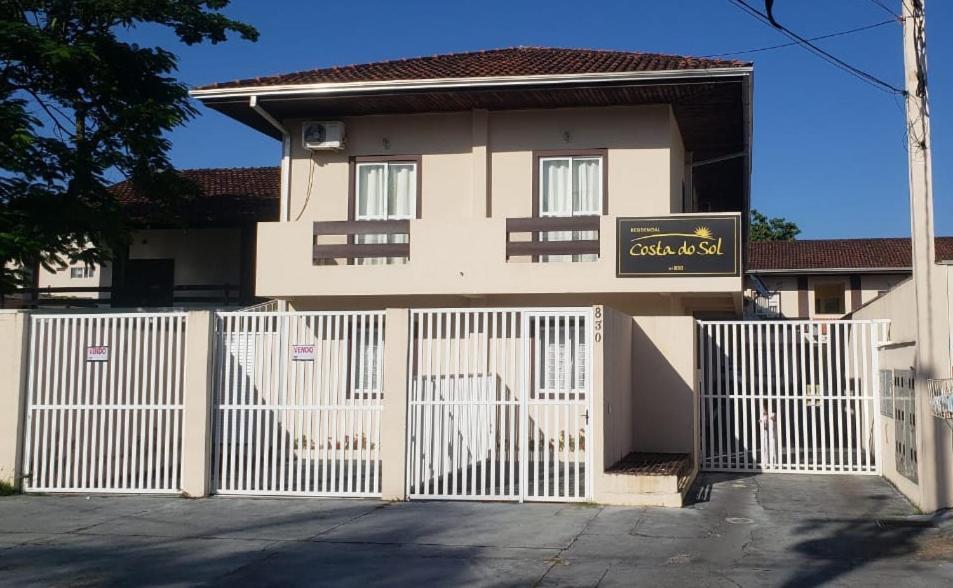 Apartamento Costa Do Sol Curitiba Exterior foto